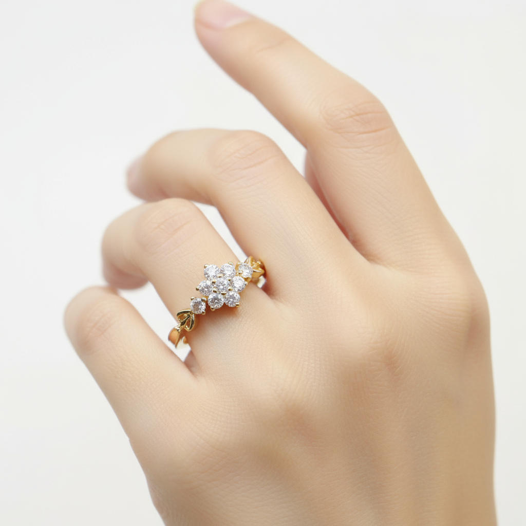 Gold Tone Snowflake Cluster Ring - Image 7