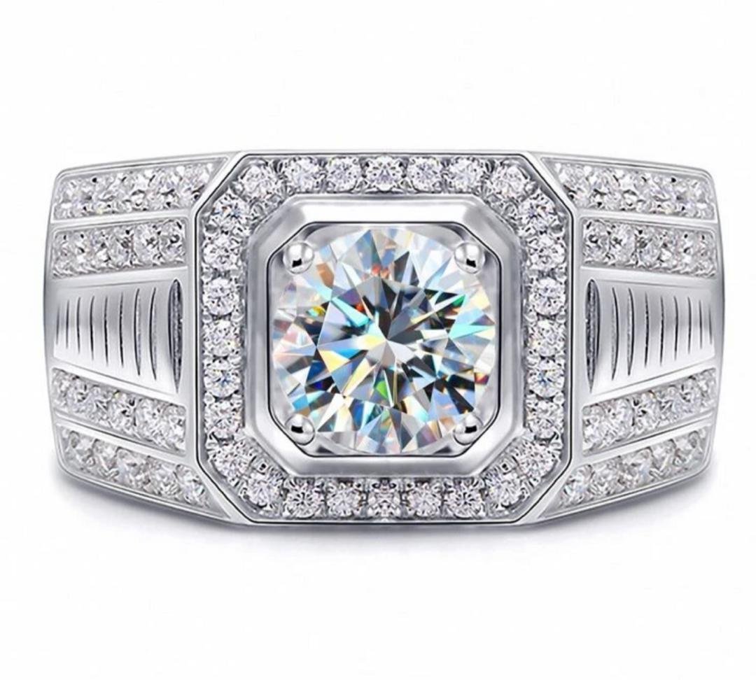 The Brilliant Elegance Ring - Image 3