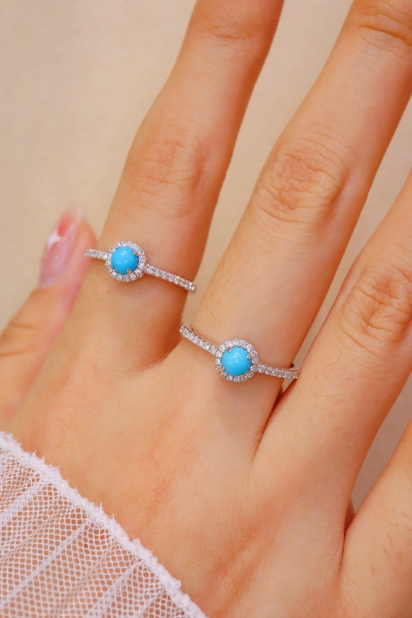 Dainty Lab-Created Feroza Halo Ring with CZ Pavé - Image 5